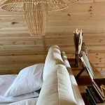 Semesterbostad Okno Na Wode