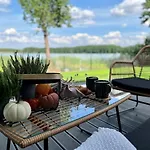 Semesterbostad Okno Na Wode