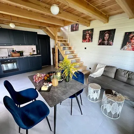 Okno Na Wode- Caloroczne Z Linia Brzegowa Jeziora I Sauna Feriehus *