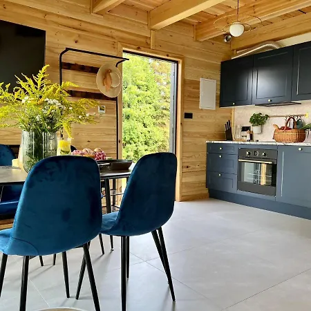 Okno Na Wode- Caloroczne Z Linia Brzegowa Jeziora I Sauna *