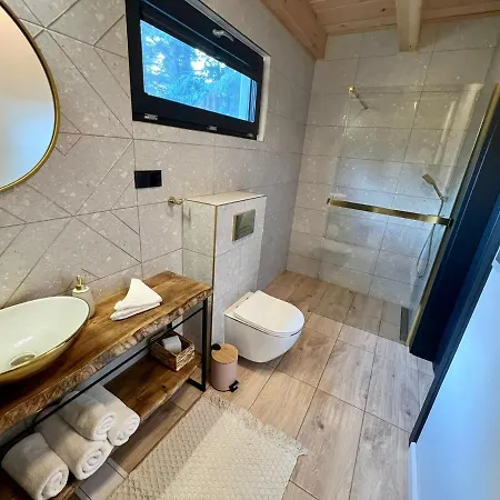 Дом отдыха Okno Na Wode- Caloroczne Z Linia Brzegowa Jeziora I Sauna