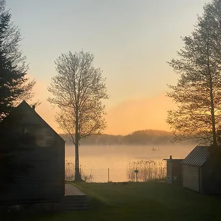 Okno Na Wode- Caloroczne Z Linia Brzegowa Jeziora I Sauna Feriehus