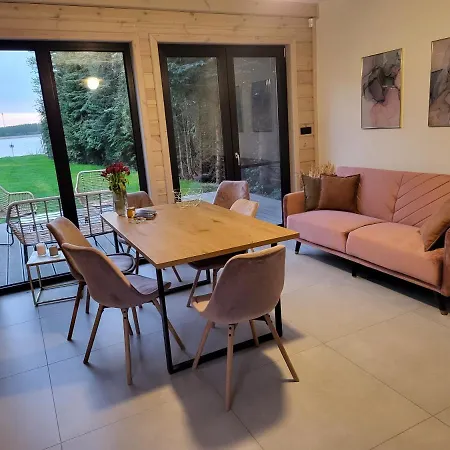 Дом отдыха Okno Na Wode- Caloroczne Z Linia Brzegowa Jeziora I Sauna Rybno (Dzialdowo)